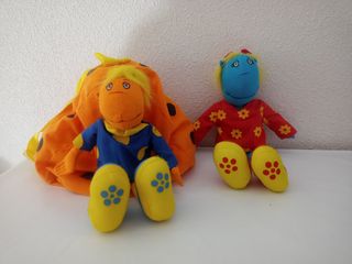 Mochila infantil con muñeco + muñeca 