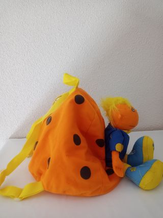 Mochila infantil con muñeco + muñeca 