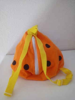 Mochila infantil con muñeco + muñeca 