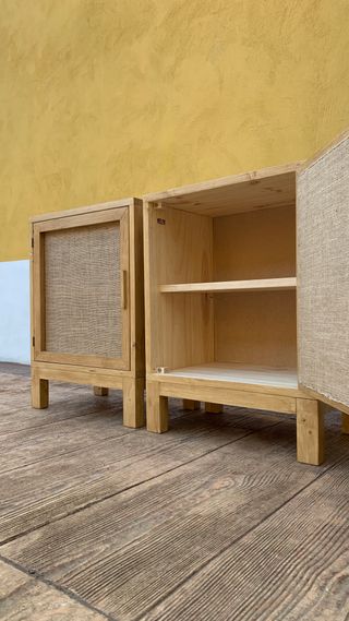 Mesita de noche artesanal - Modelo Puerta