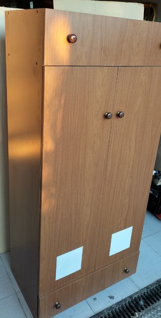 Armario doble puerta