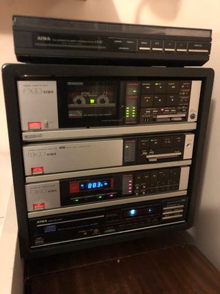 Equipo de música de los años 80