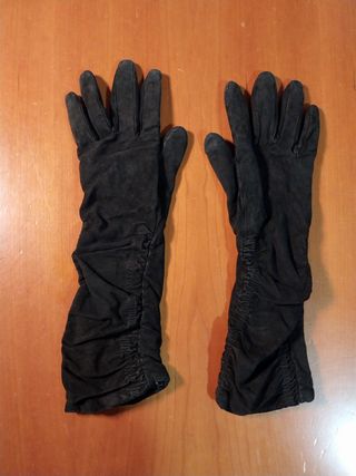 Guantes de ante negro largos. HALLOWEEN
