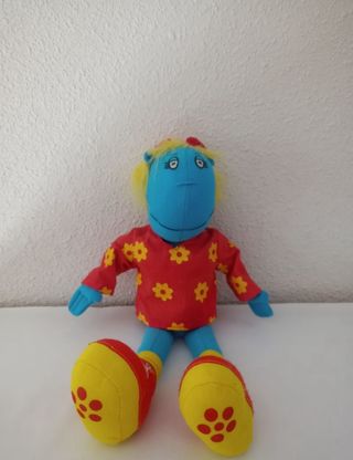 Mochila infantil con muñeco  muñeca a juego