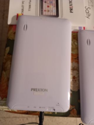 Tablet 7 pulgadas con caja y cargador ,tarjeta sim