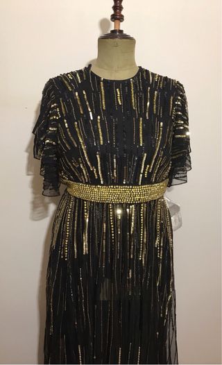 VESTIDO DE LUJO MACDUGGAL COSTURA NEGRO C PEDRERIA