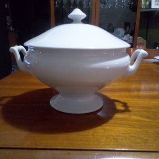 Zuppiera Limoges Francia in porcellana