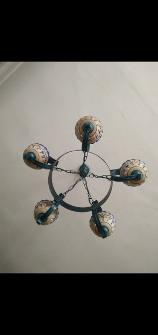 Lámpara techo hierro y cerámica