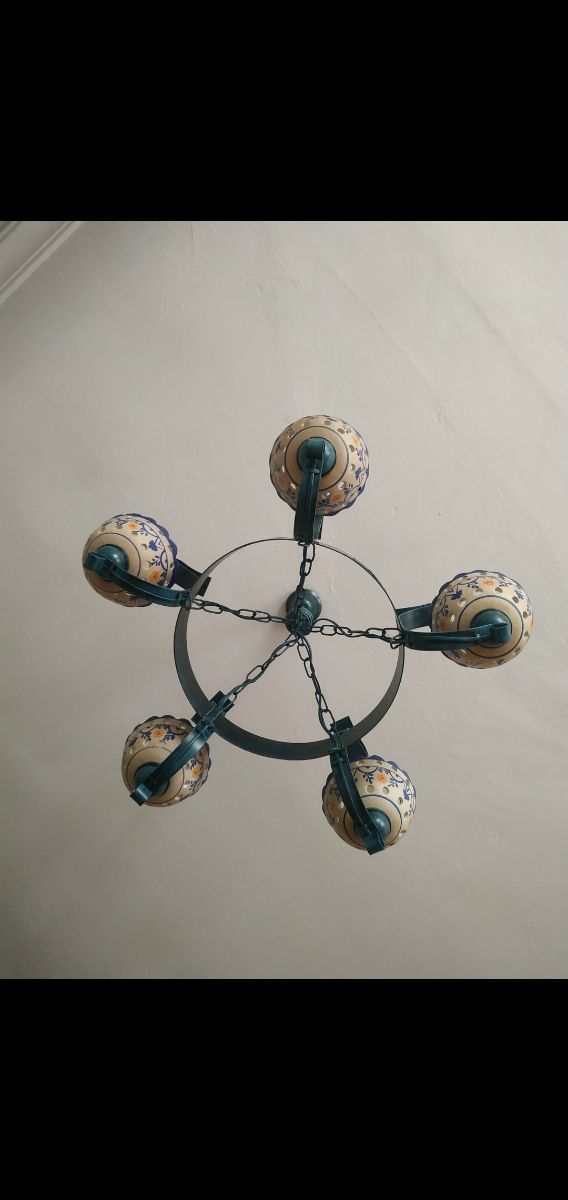 Lámpara techo hierro y cerámica 
