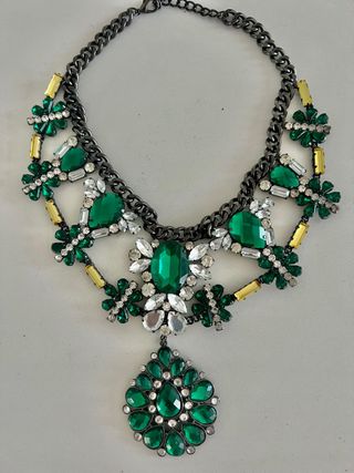 Collar pedreria ZARA
