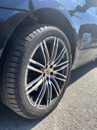 Porsche Macan Turbo