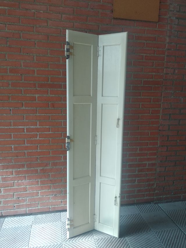 Contraventanas madera antigua