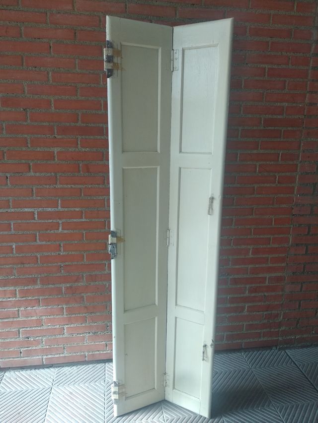 Contraventanas madera antigua