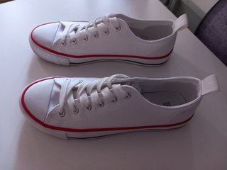Zapatillas blancas