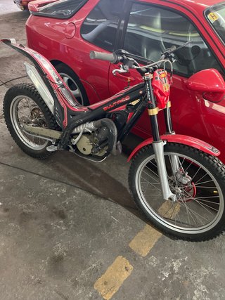 Gas Gas Race Raga