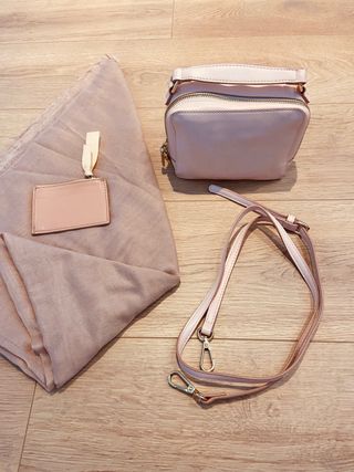 Lote Bolso + monedero + fular rosa Mango