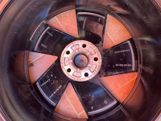 Llantas Milton Keyness 18”+Michelin al 80%!!