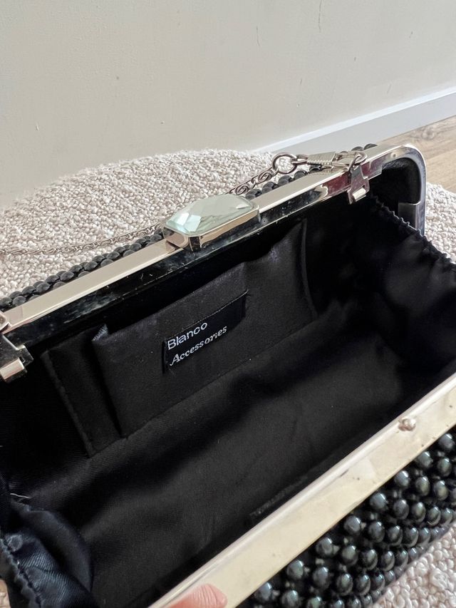 Bolso clutch negro. Perfecto estado!