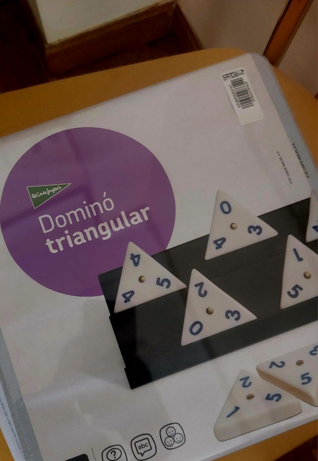 Dominó  triangular