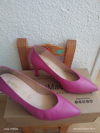 ZAPATO MIMAO PIEL TACON ROSA  T 38
