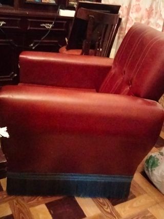 Sofá y dos sillones vintage.