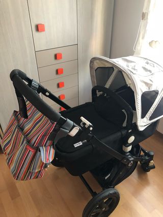 Bugaboo Camaleon Black Edition (con accesorios)