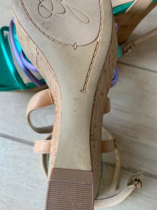 Sandalias de plataforma Guess