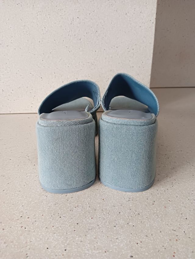 Sandalias Bershka tela vaquera