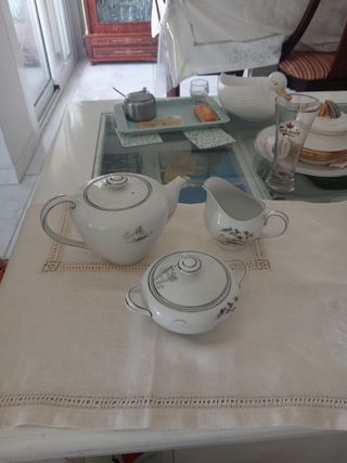 Juego de café tetera lechera y azucarera