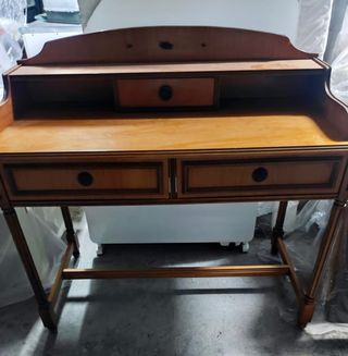 Mesa de despacho vintage de madera