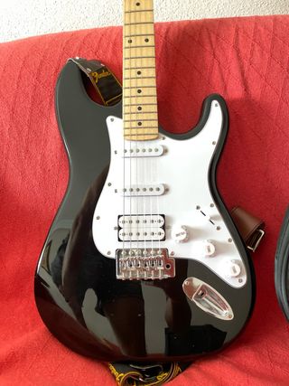 Kit guitarra electrica y amplificador