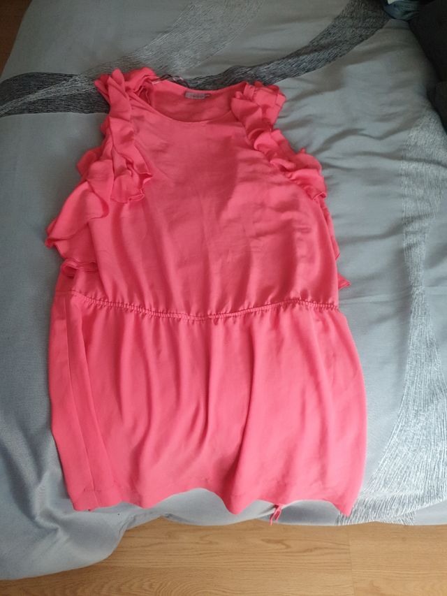 Vestido trucco talla 46,pero da menos talla