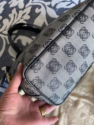 loewe bolso y billetero