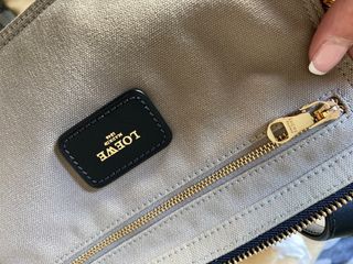 loewe bolso y billetero