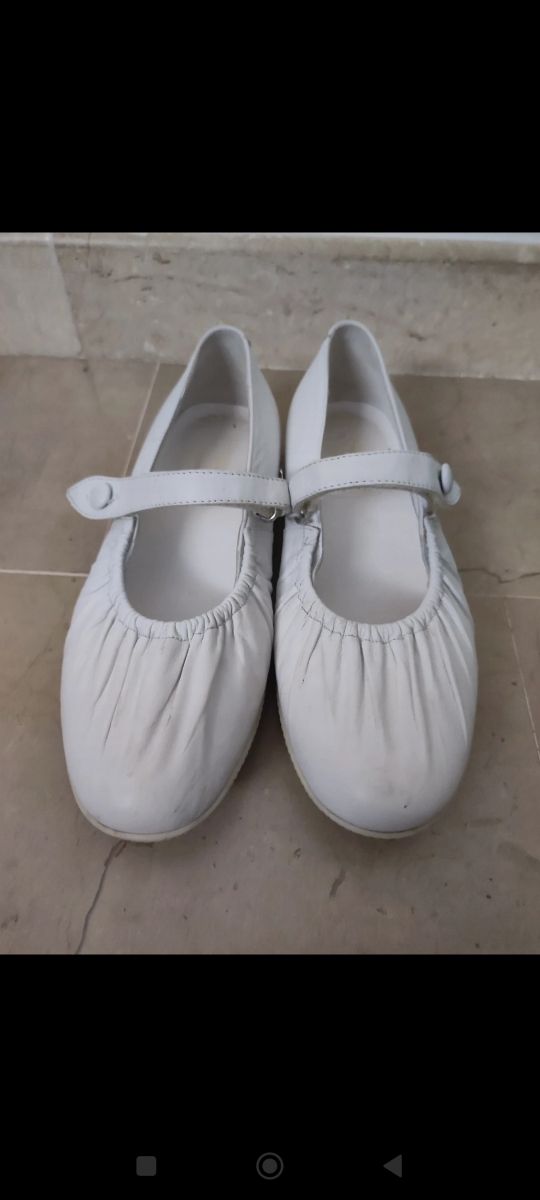 Ballerine bianche da bambina
