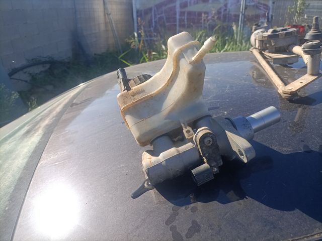 bomba freno passat 3c