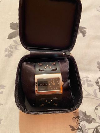 Reloj cuero Tous