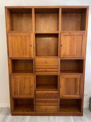 Conjunto salón en perfecto estado de roble macizo.