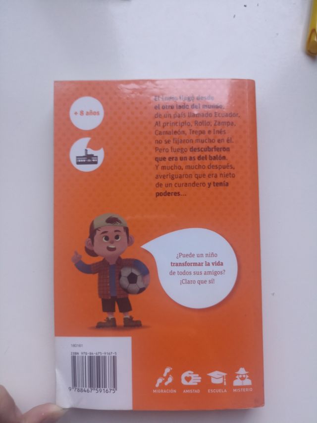 El brujo del viento. Libro