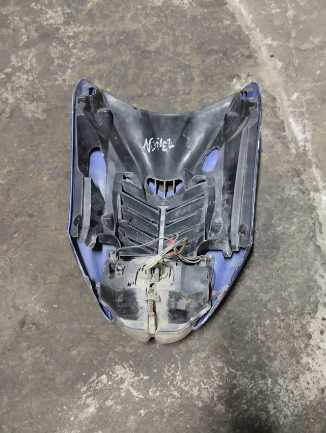 Frontal y faro aerox