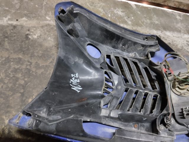 Frontal y faro aerox