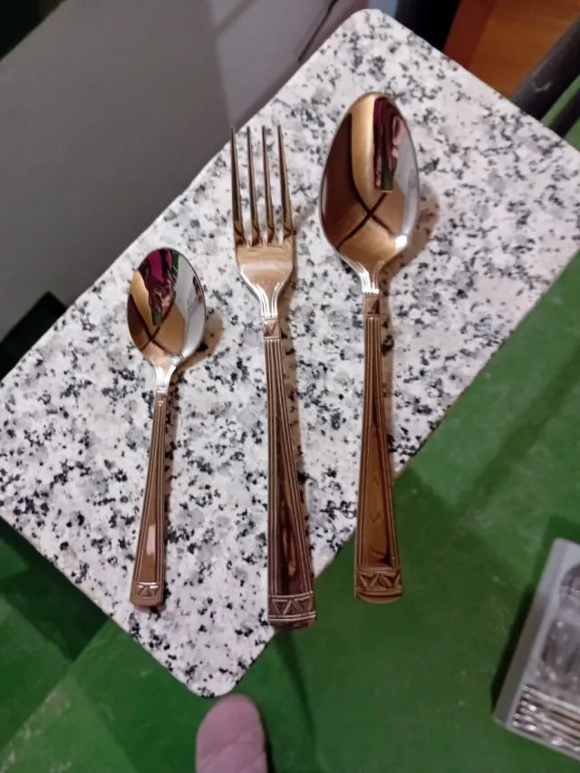 Cuberteria 72 piezas