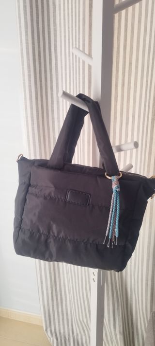 Bolso acolchado negro