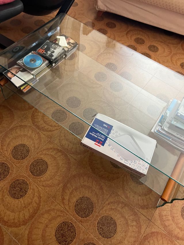 Tavolino di cristallo