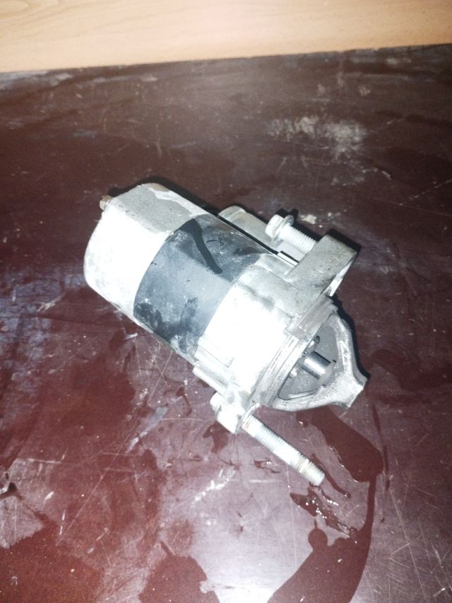 Motor arranque nissan 1.8