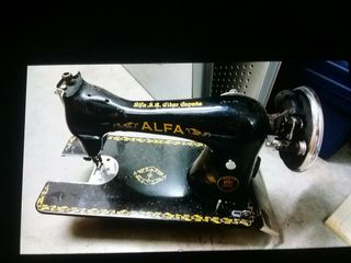 Máquina de coser antigua