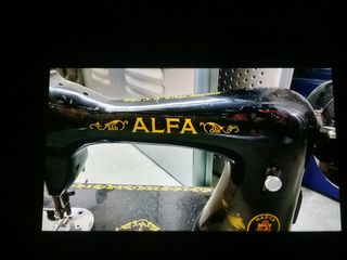 Máquina de coser antigua