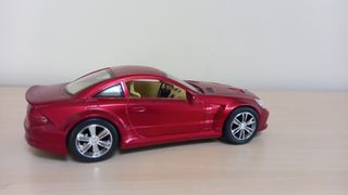 Coche deportivo tracción.