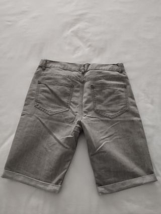 Bermudas hombre Grises