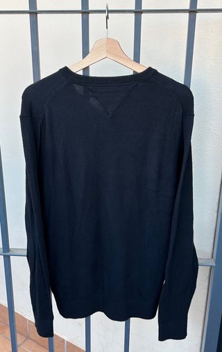 Vendo jersey de Tommy Hilfiger para hombre